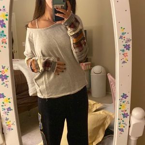 Beautiful patched sleeves, off the shoulder Free People  sweater size small.